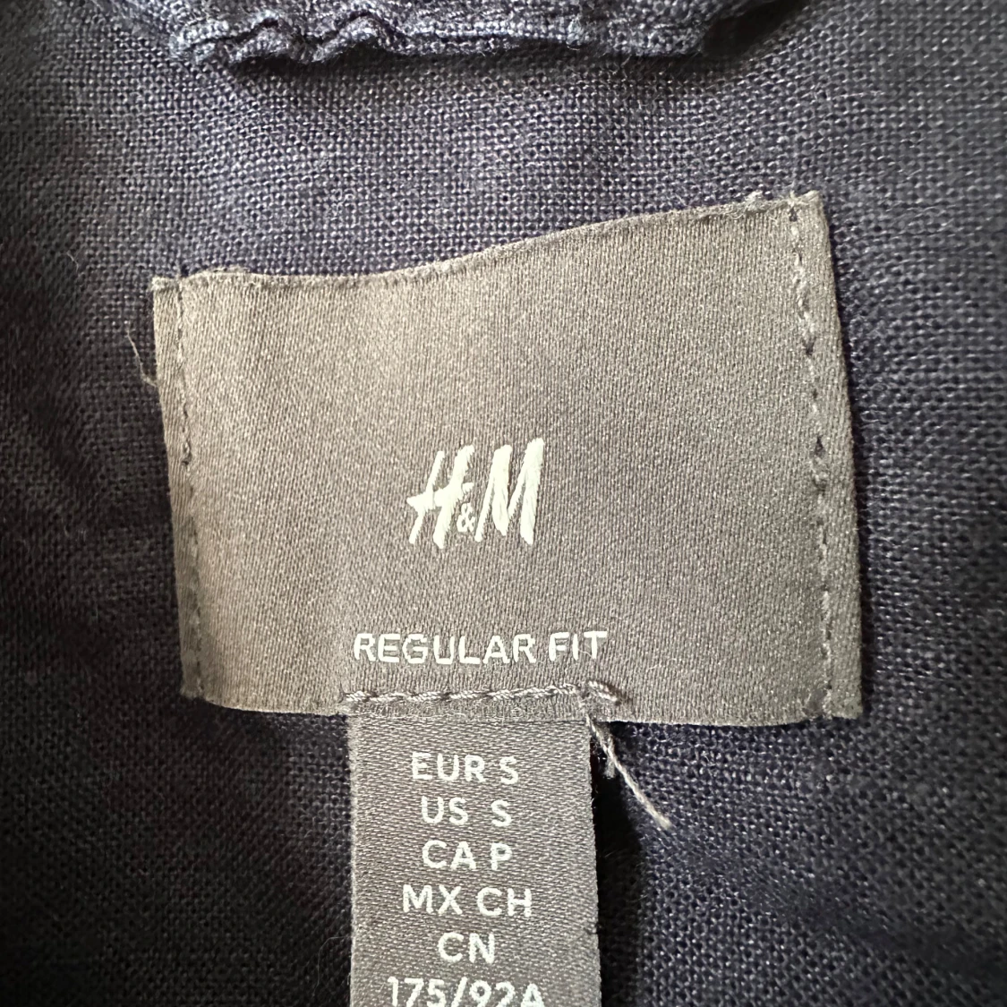 Mörkblå overshirt från H&M i linne - 2