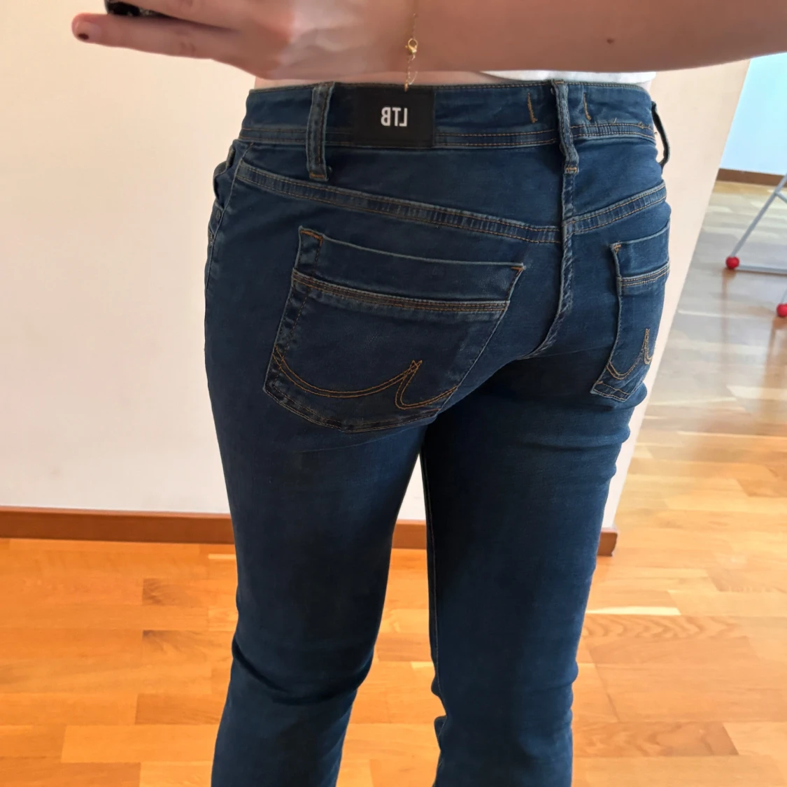 Lågmidjade jeans - 2