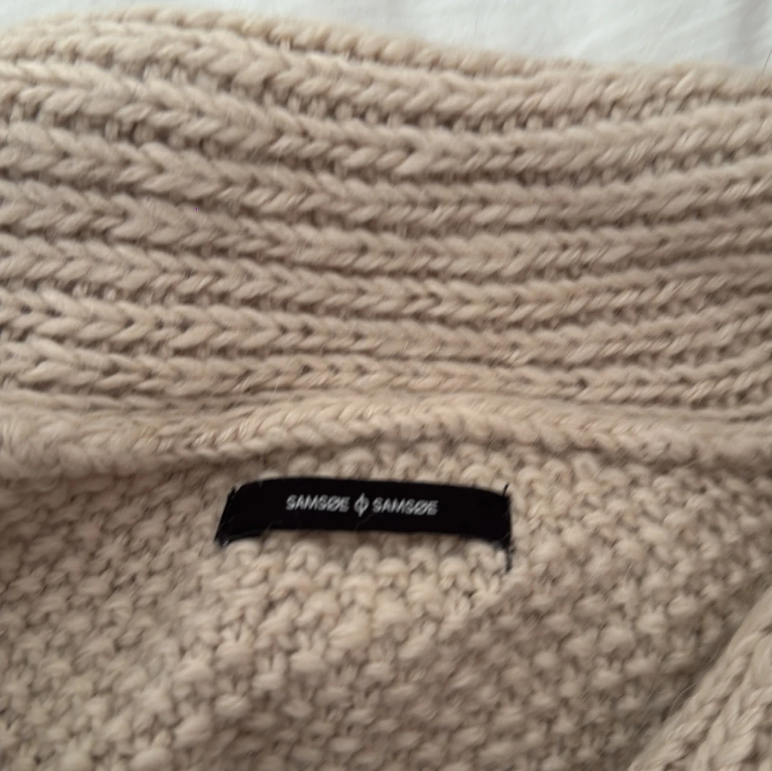 Beige stickad kofta från Samsøe Samsøe - 3