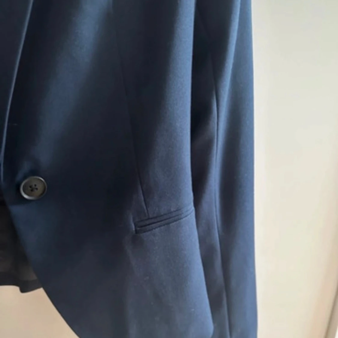 Mörkblå kavaj från H&M - 4