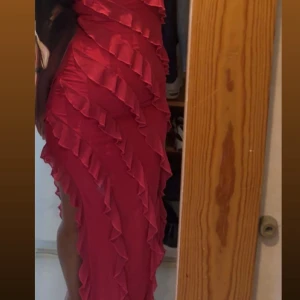 Oh polly klänning - Jättefin använd en gång