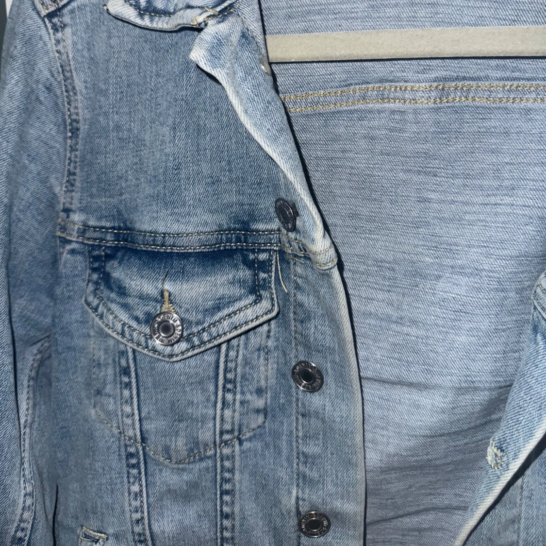 Ljusblå jeansjacka  - 3