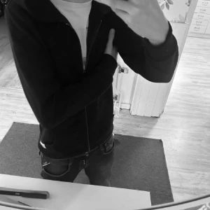 Jack and Jones zip - Tjenare säljer du denna as feta zip hoodie från Jack and Jones i storlek S hör av er vid minsta fråga 🤩