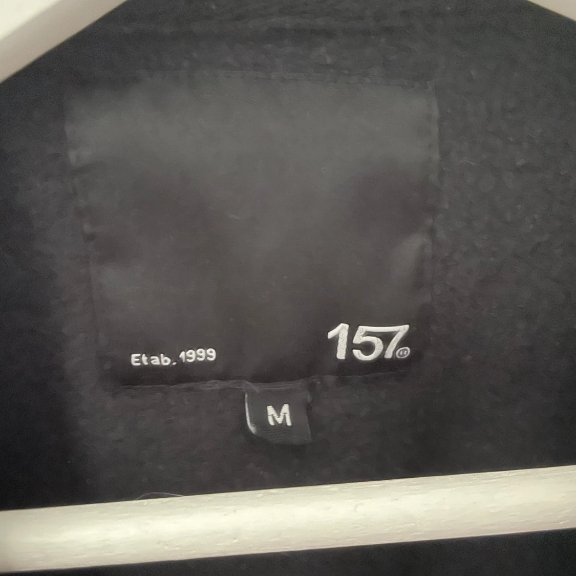 Svart sweatshirt från 157 - 1