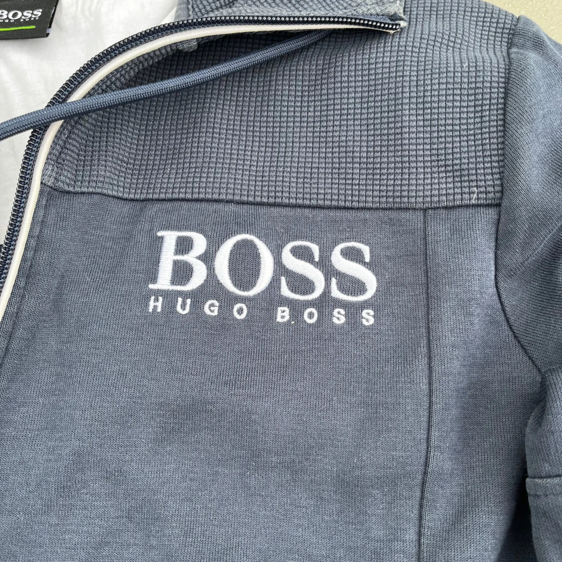 Blå hoodie från Hugo Boss - 2