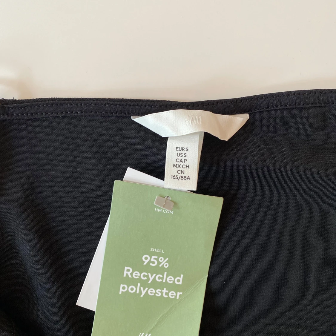 Svart festlinne från hm - 3