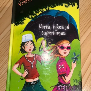 Verta, hikeä ja superliimaa nuortenkirja - Ihana verta, hikeä ja superliimaa nuortenkirja. Pariin kertaan luettu. Kissatalous MMM, lisätietoja saa kysymällä Katsothan myös muut ilmoitukseni Mikäli hinta ei miellytä tarjoa rohkeasti 
