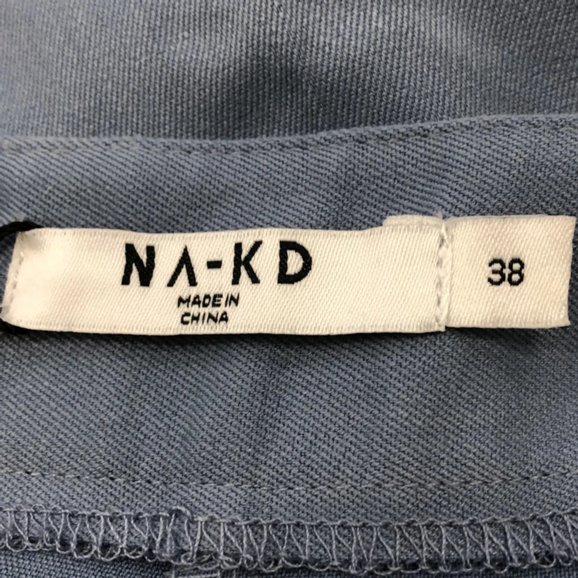 Blå kostymbyxor från NA-KD - 2