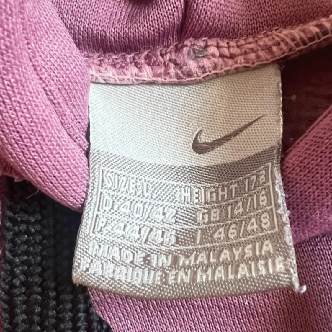 Lila Nike hoddie  - 2