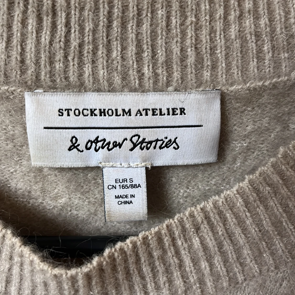  tröja från & Other Stories - 1