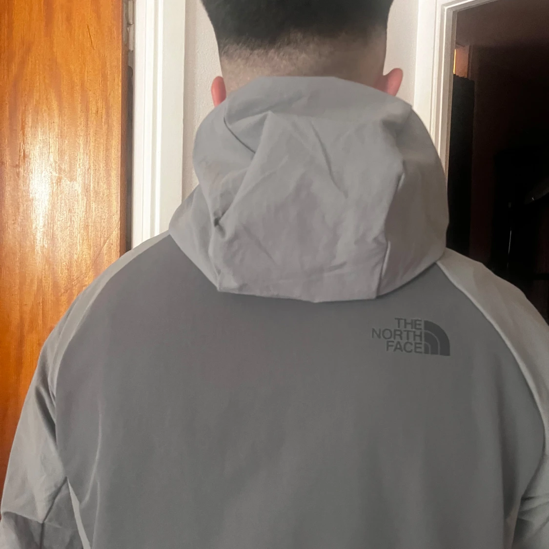 Grå vindjacka från The North Face - 2