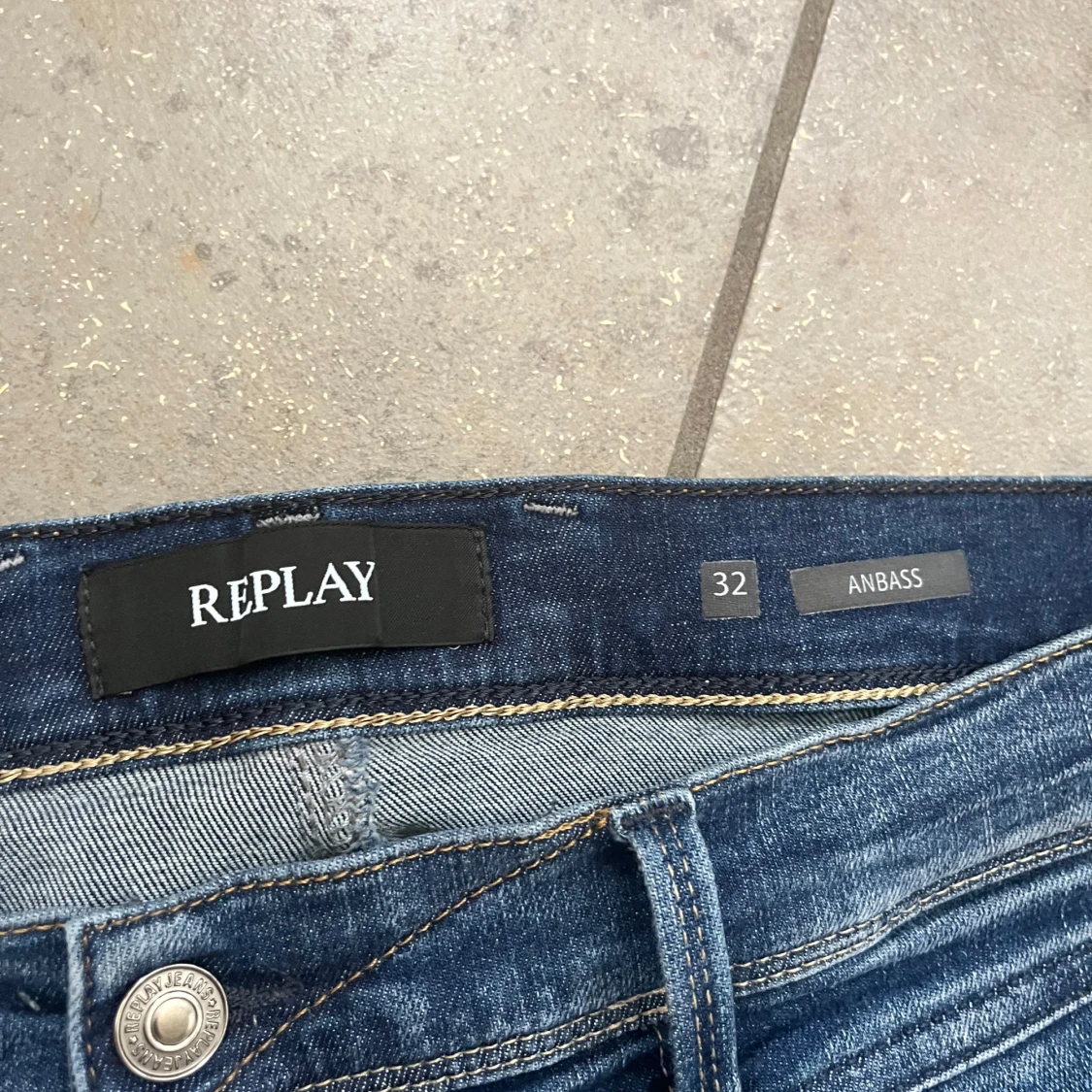 Replay Anbass jeans i blå denim - 1