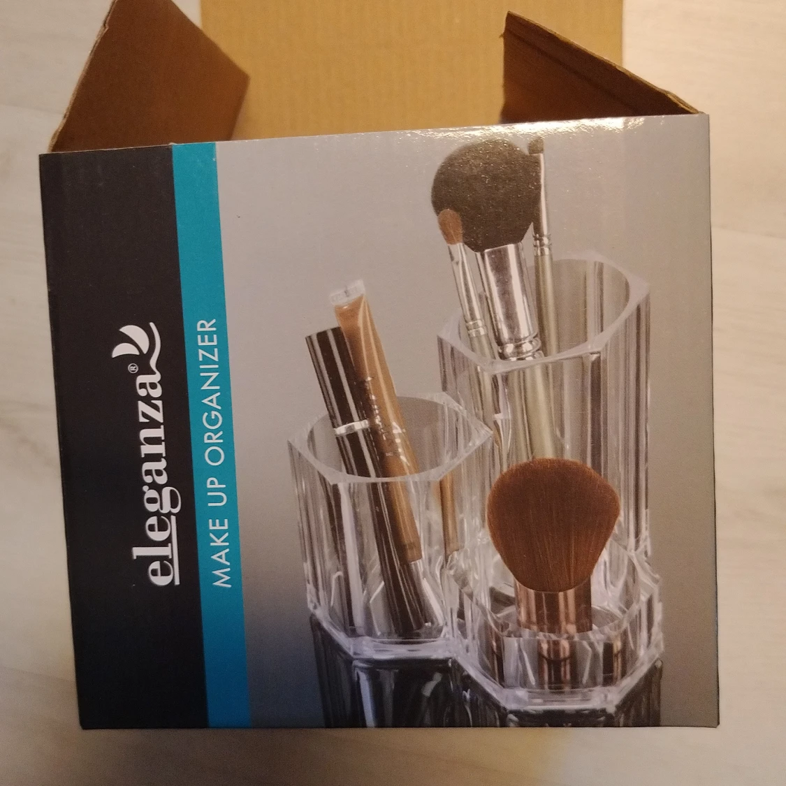 Transparent sminkborsthållare eller pennställ - 2