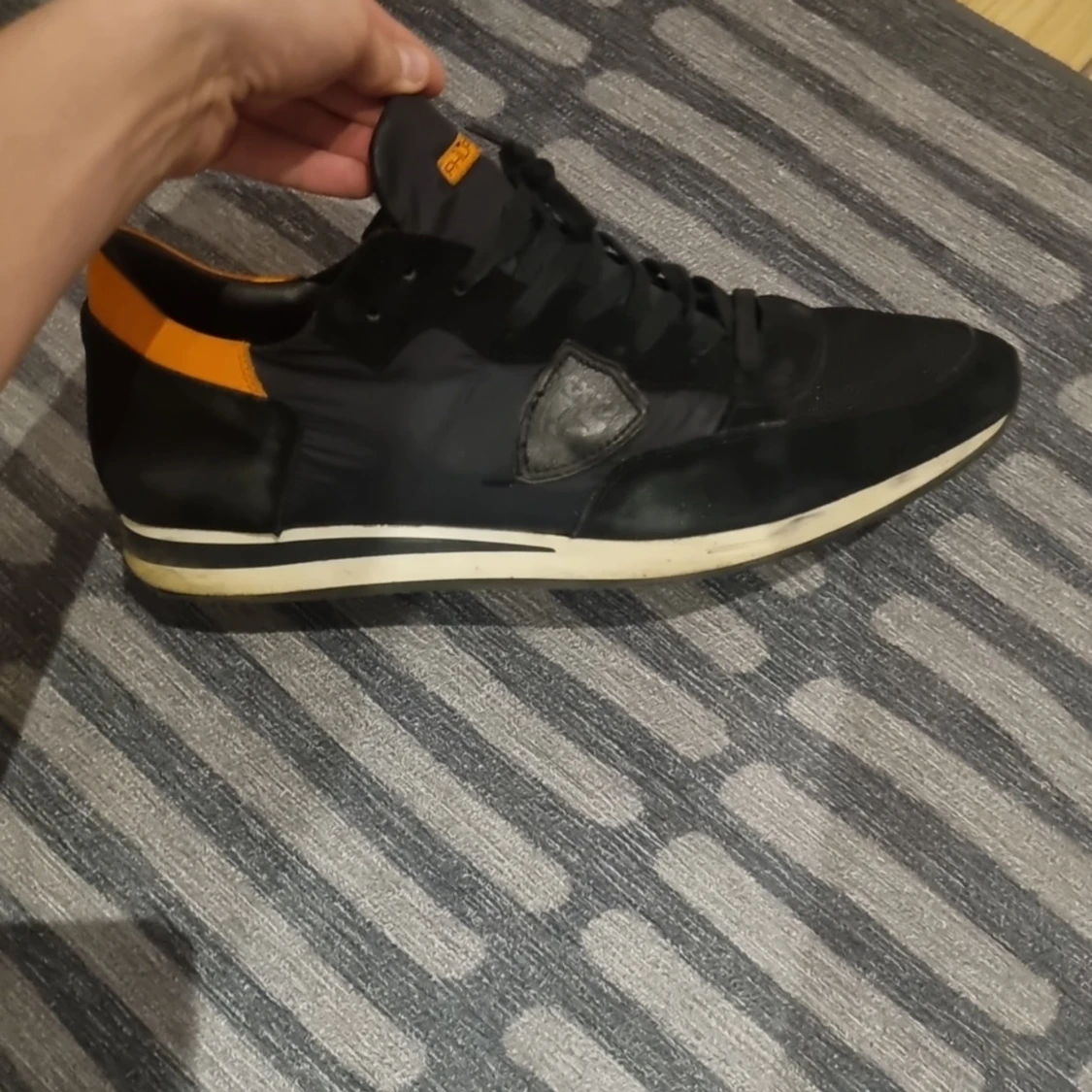 Phillepe model traniers - 1