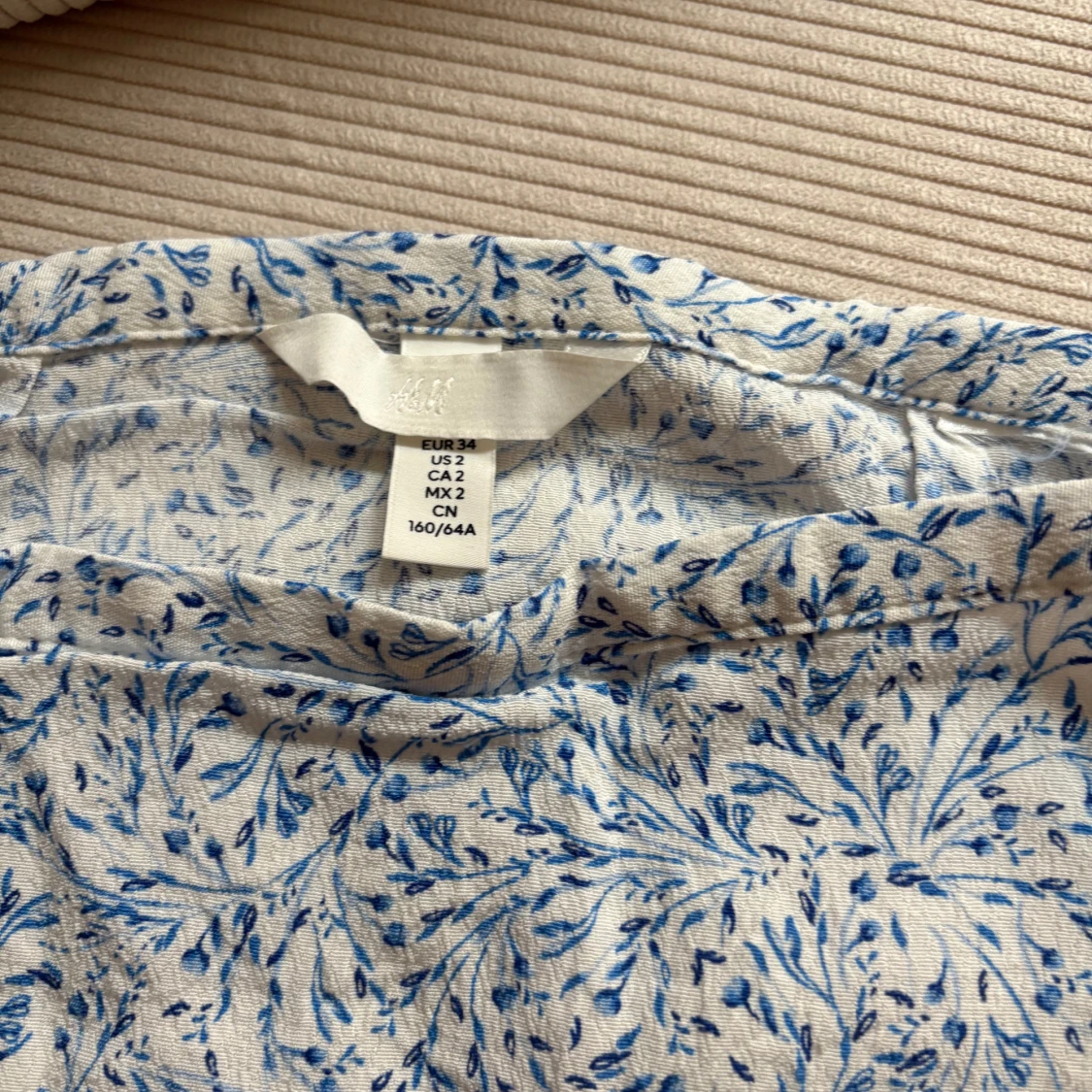 Blåvit blommig långkjol - 2