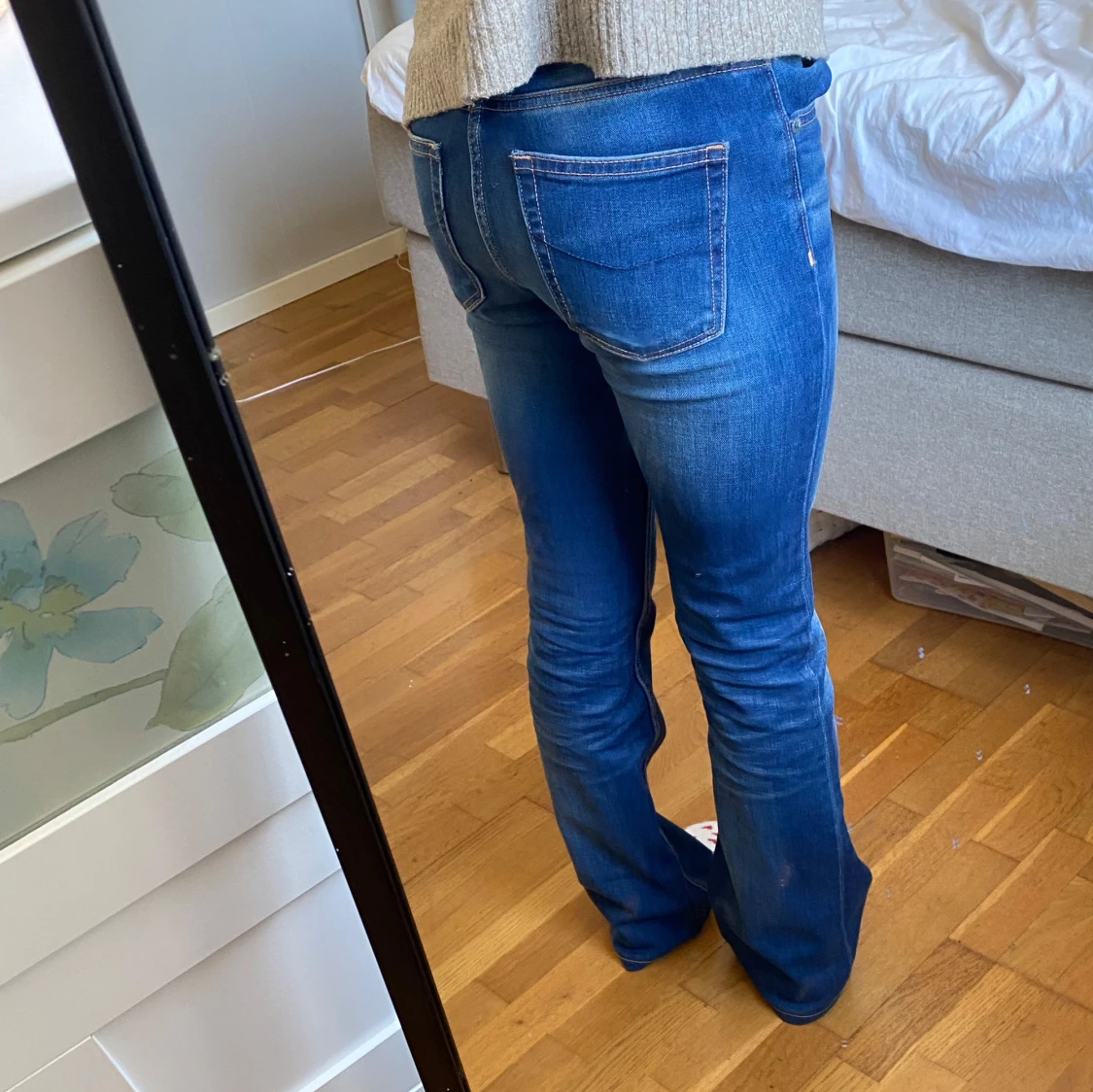 Blå bootcut jeans - 1