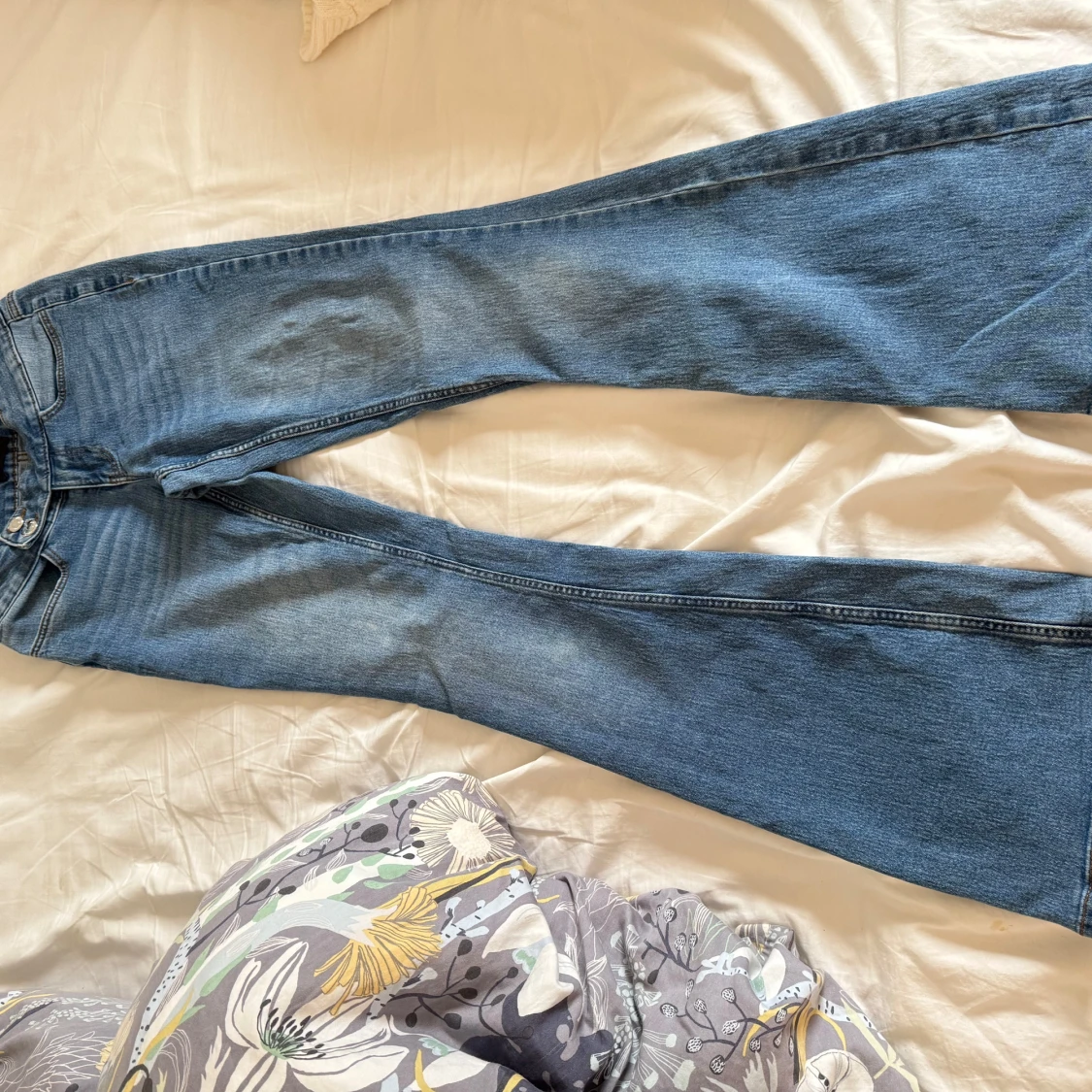 Blå bootcut jeans från Vero Moda