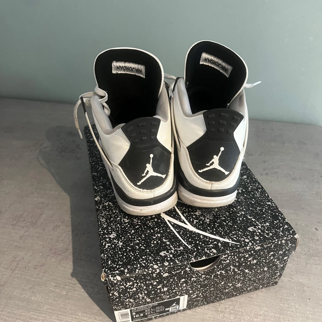 Nike Air Jordan 4 Retro White/Black - 1