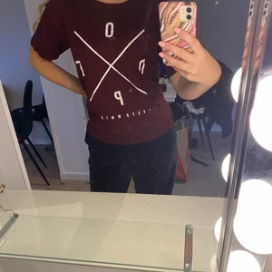 Dope - T-shirt från Dope, knappt använd, storlek xs. 40kr + frakt!