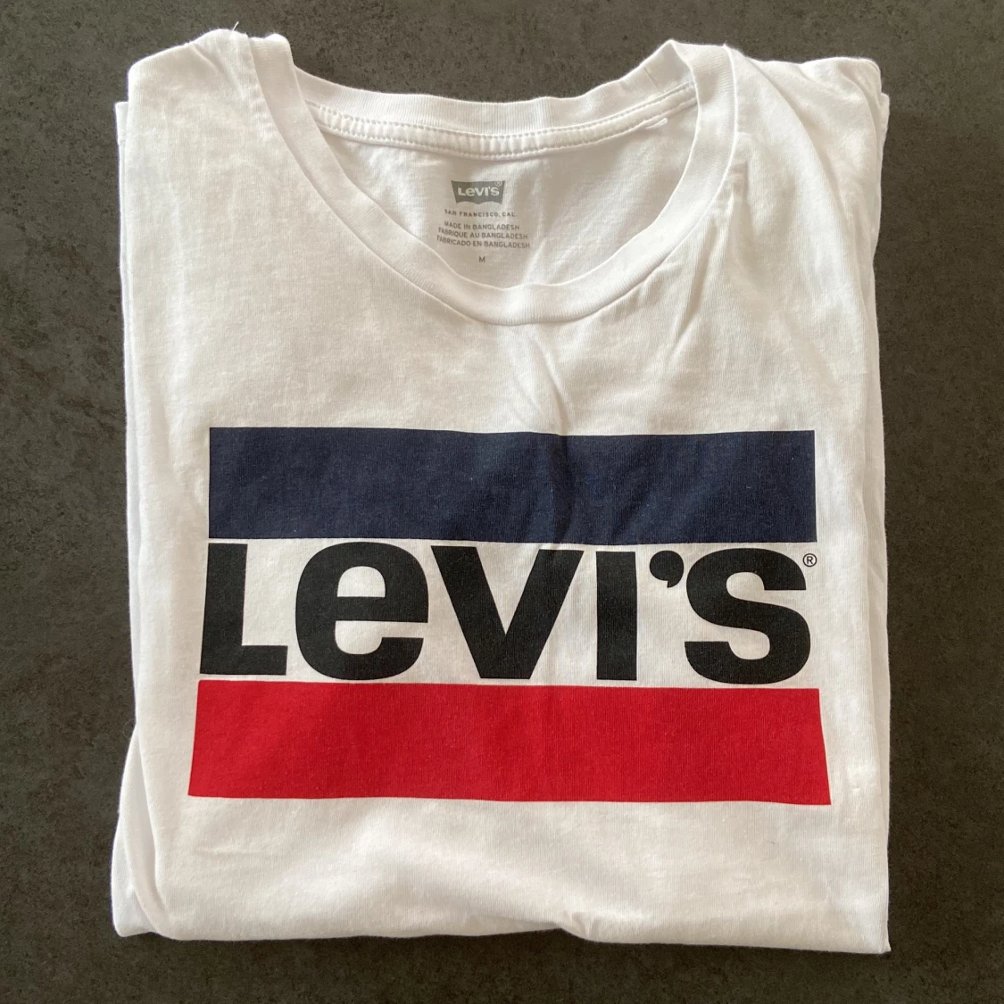 Levis T-shirt 