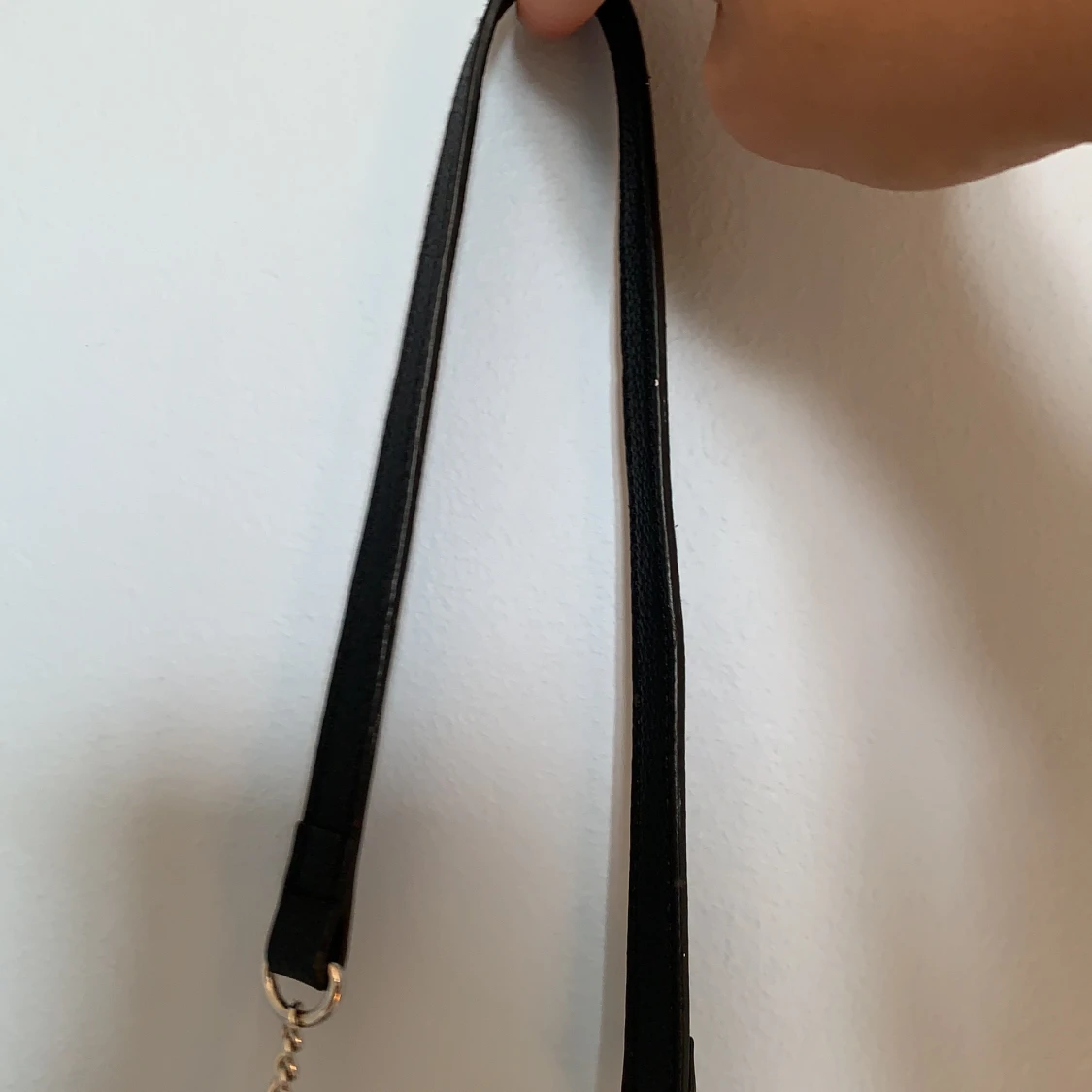 Säljer nu denna jätte snygga väska som jag köpte i en märkes butik och märker är Sofie schnoor - 91