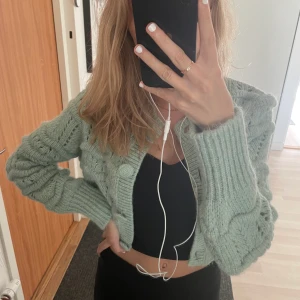 Kofta -  Säljer denna superfina kofta då den inte har kommit till användning. 200kr + frakt❤️