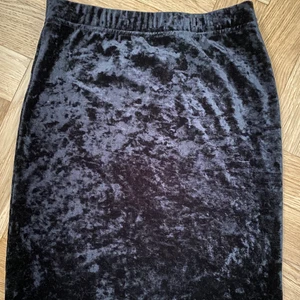 Kjol i plysch  - Nytt skick