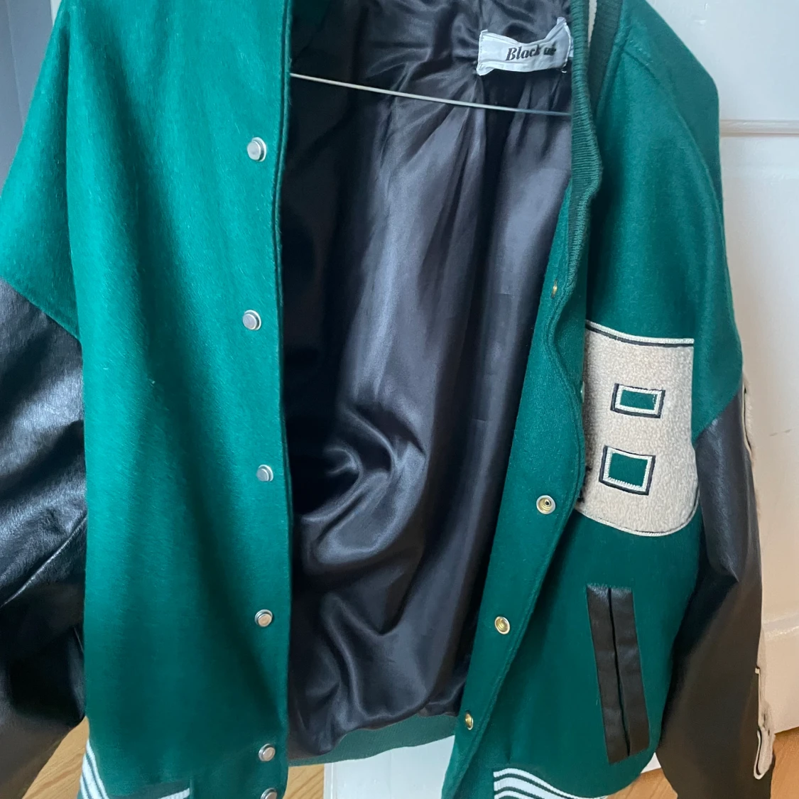 Grön collegejacka  - 91