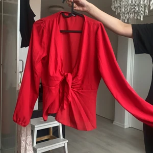 Röd blus - Röd blus