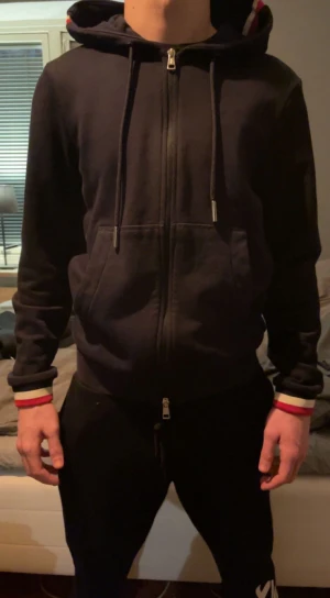 Moncler Tricolor Zip Hoodie - Storlek S kan även passa XS Pris kan diskuteras 