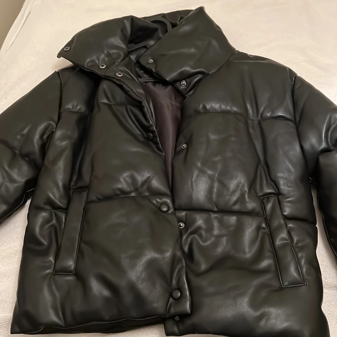 Skin puffer jacket