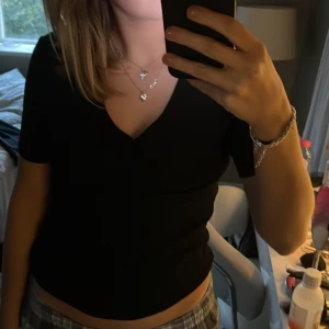 Tröja  - Super fin tröja från Åhléns, V-ringad 