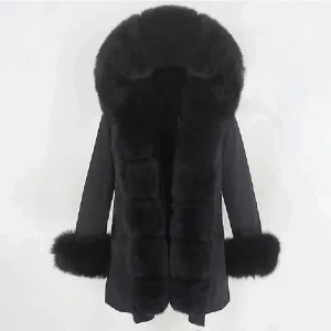 Vinter jacka - Säljer pågrund utav att det inte är min stil längre och kommer inte till användning, endast använd 3 gånger  Pris kan diskuteras!