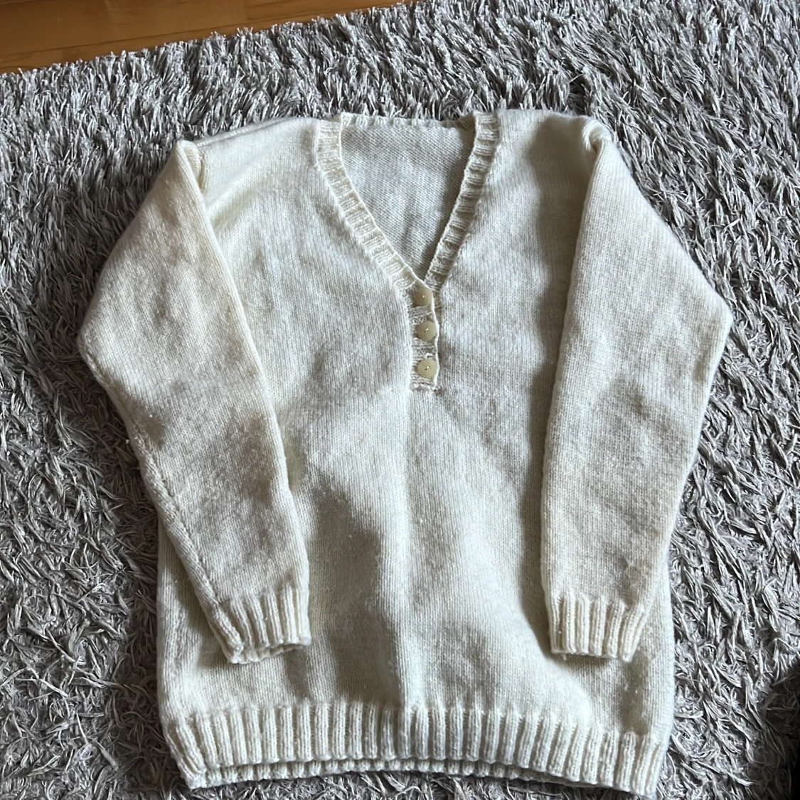 Vit stickad tröja  - 90