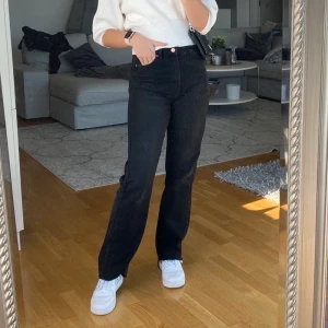 Jeans nakd - Snygga jeans från nakd strl 36