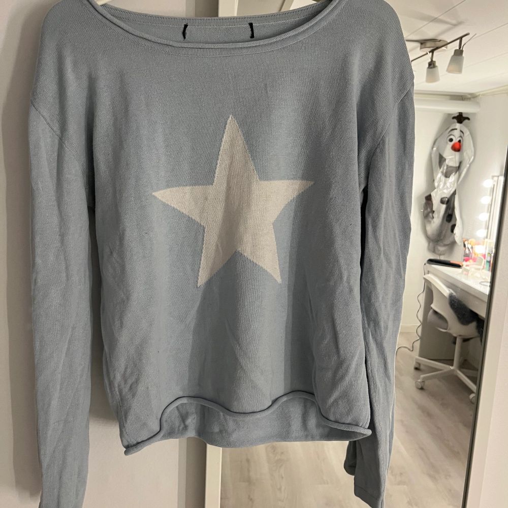Blå stjärn tröja - Tröjor & Koftor | Plick Second Hand