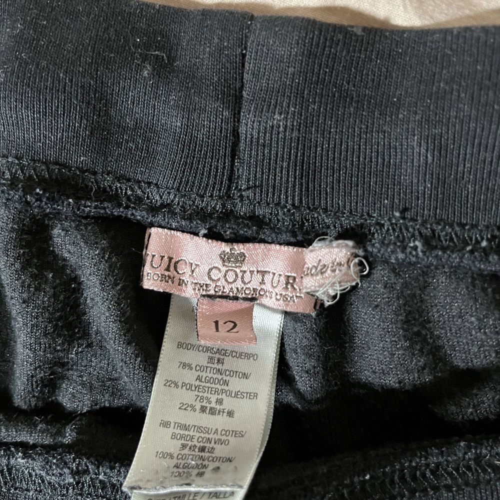 Gammal low waist juicy couture . Jeans & Byxor.