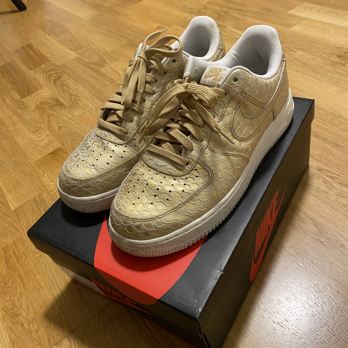 Af1 - 90