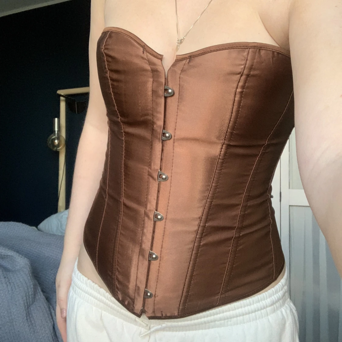 Brun korsett