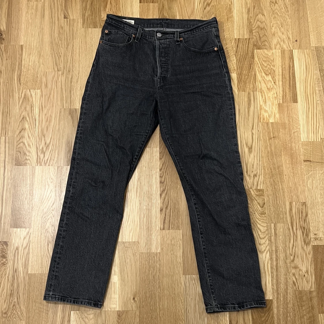 Levi’s jeans - 90