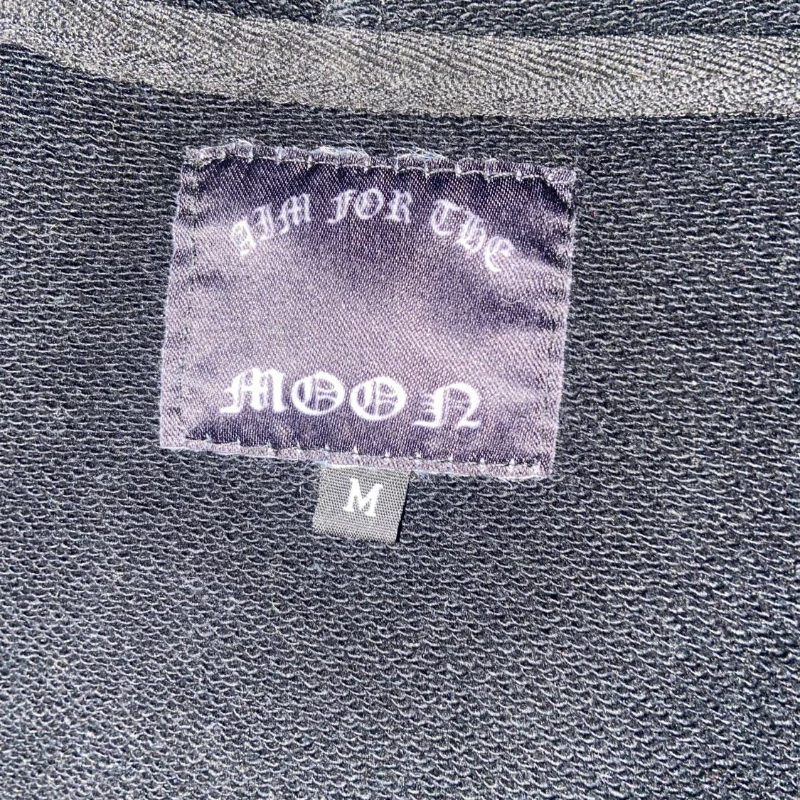 Aim for the moon - 90