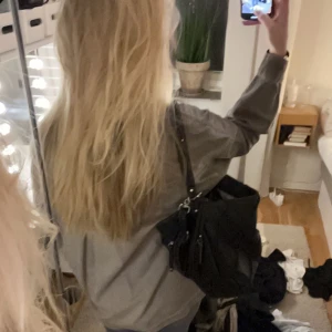 skit snygg jacka - jätte najs på sommar/våren🙏🏻