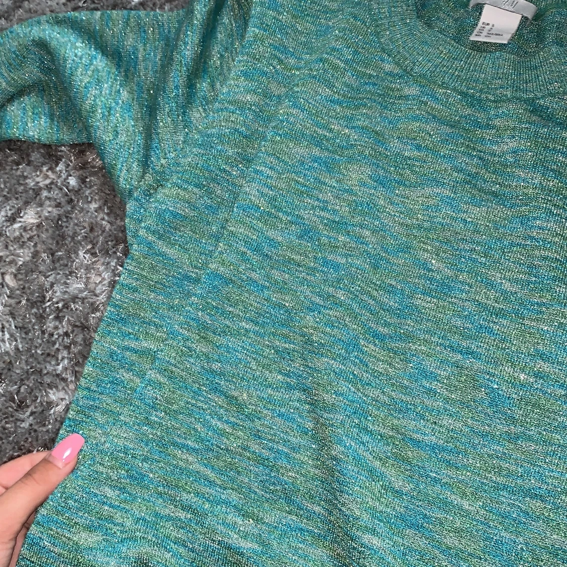 Grön glittrig tröja - 91