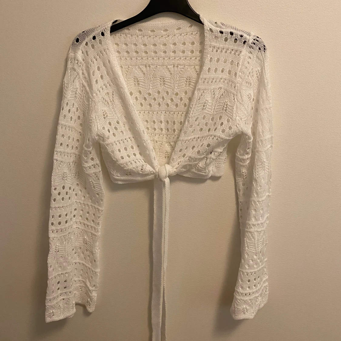 Vit stickad topp