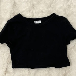 Topp - Crop topp från h&m💕