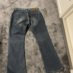 Säljer vintage Levis jeans bootcut.  