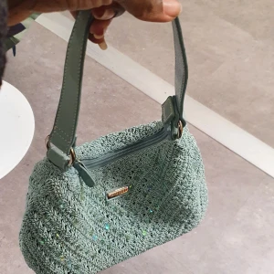 Lite crotcjet väska - Den är slutsåld och passar jäte bra till fest