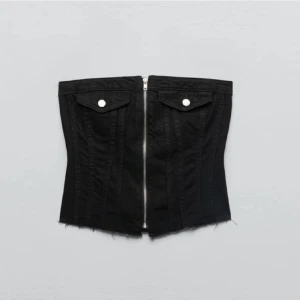 Korsett Zara - Superfin jeanskorsett från Zara💖Aldrig använd så lappen sitter kvar, säljer pga fel storlek💖