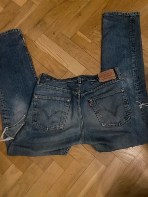 Levi’s jeans - Säljer Levi’s jeans! Säljer pga kommer inte till användning💖💖💖