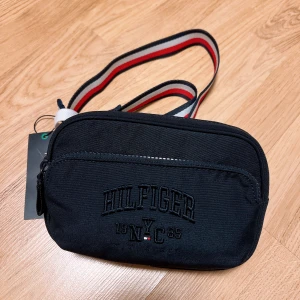 Tommy Hilfiger - Brand new!!! Belt bag and Crossbody Bag